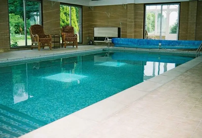 キングサイズベッドのスタンダードルーム, Newmans Hall Bed & Breakfast