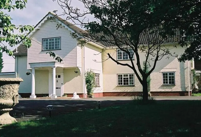ガーデンビュースタンダードルーム, Newmans Hall Bed & Breakfast