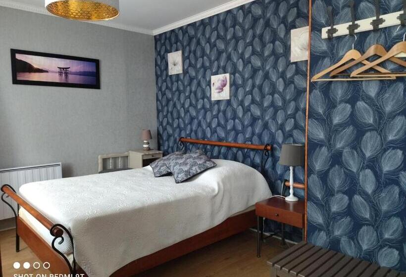 家庭间, La Maison De La Fontaine, Le Beny Bocage