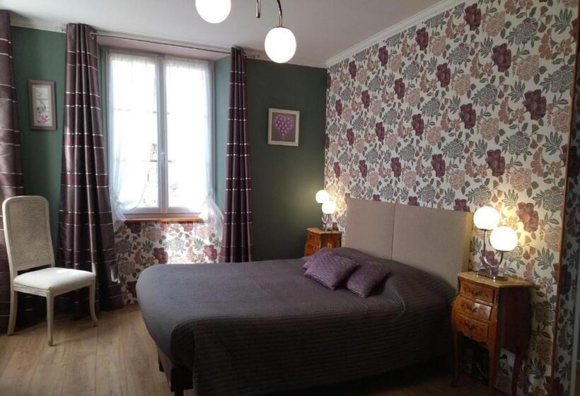 家庭间, La Maison De La Fontaine, Le Beny Bocage