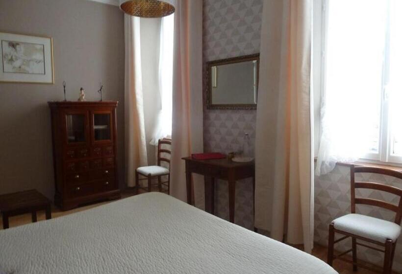 标准间, La Maison De La Fontaine, Le Beny Bocage