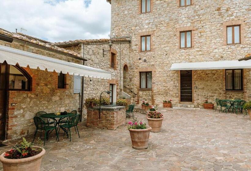 דירת חדר בקומת קרקע, Borgo Villa A Sesta