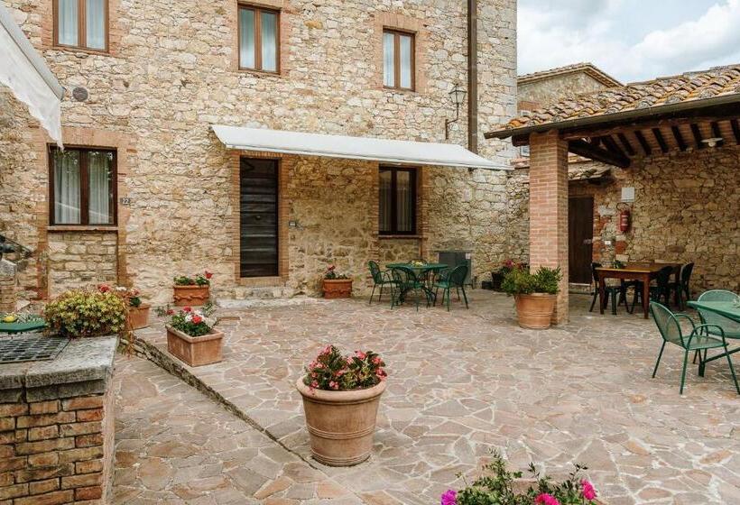 דירת חדר בקומת קרקע, Borgo Villa A Sesta