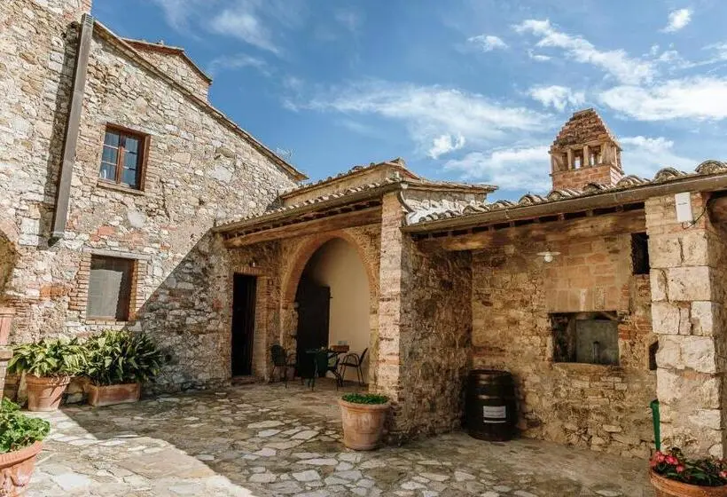 庭の見える１ベッドルームアパートメント, Borgo Villa A Sesta