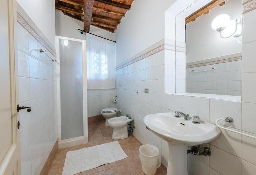 דירת חדר בקומת קרקע, Borgo Villa A Sesta