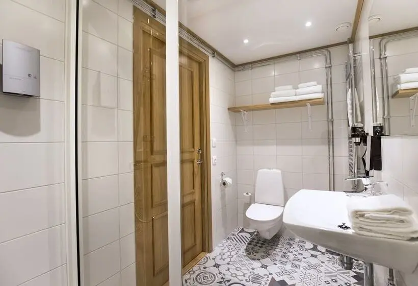 اتاق استاندارد, Lannalodge