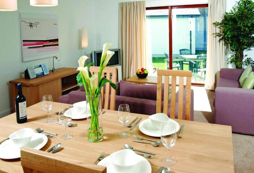 2间卧室的房子, The Valley