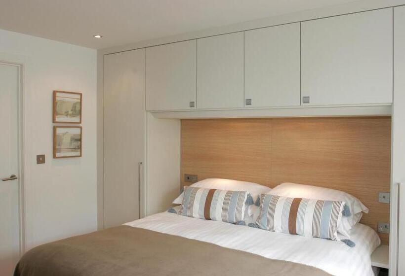 2间卧室的房子, The Valley