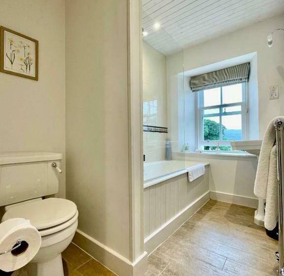 带大床的高级房间, Achnacriche B&b