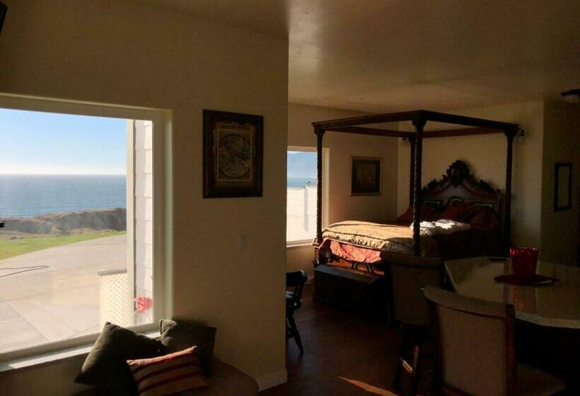바다 전망 스위트, The Castle Inn Of The Lost Coast