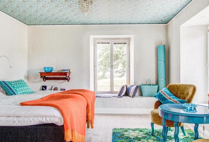 Номер Стандарт, Cocoon Meetings