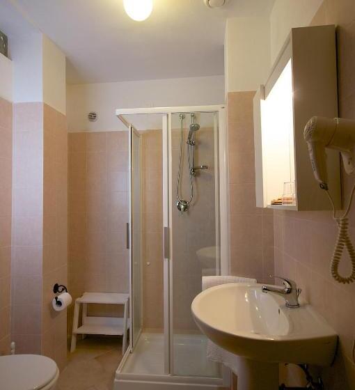 חדר סטנדרט, Madonna Del Carmine