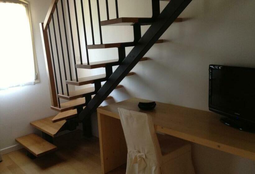 غرفة قياسية رباعية, Tenuta Monterosso