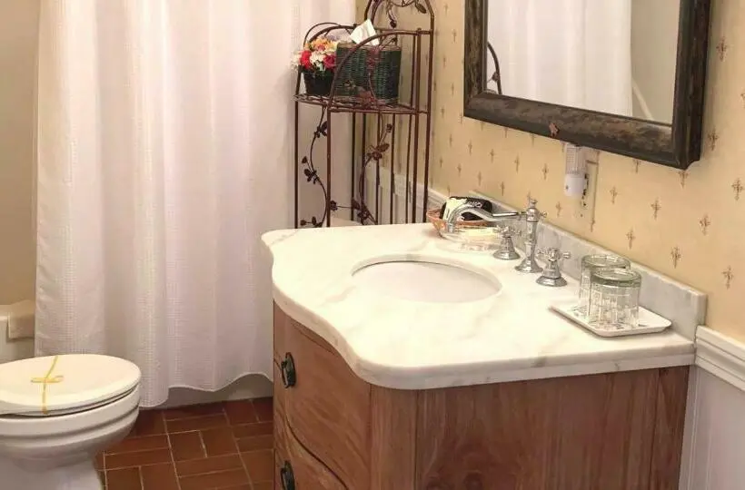 デラックストリプルルーム, Youngtown Inn