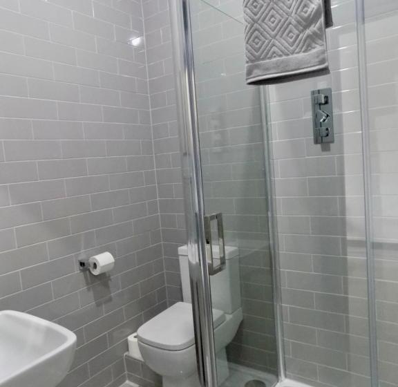 غرفة ديلوكس عائلية, Finkle Green B & B