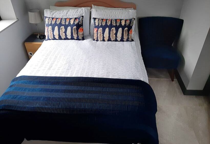 Номер Стандарт, Finkle Green B & B