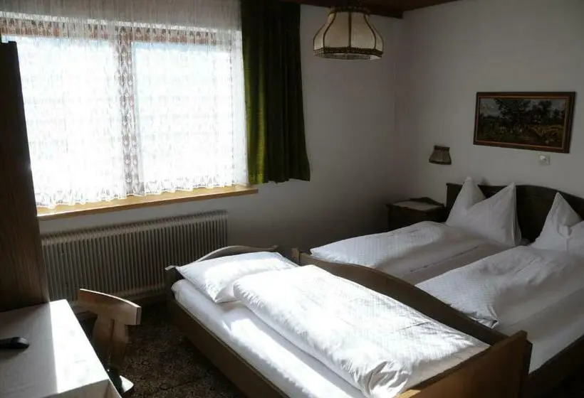 スタンダードトリプルルーム, Gasthof Pension Ortner