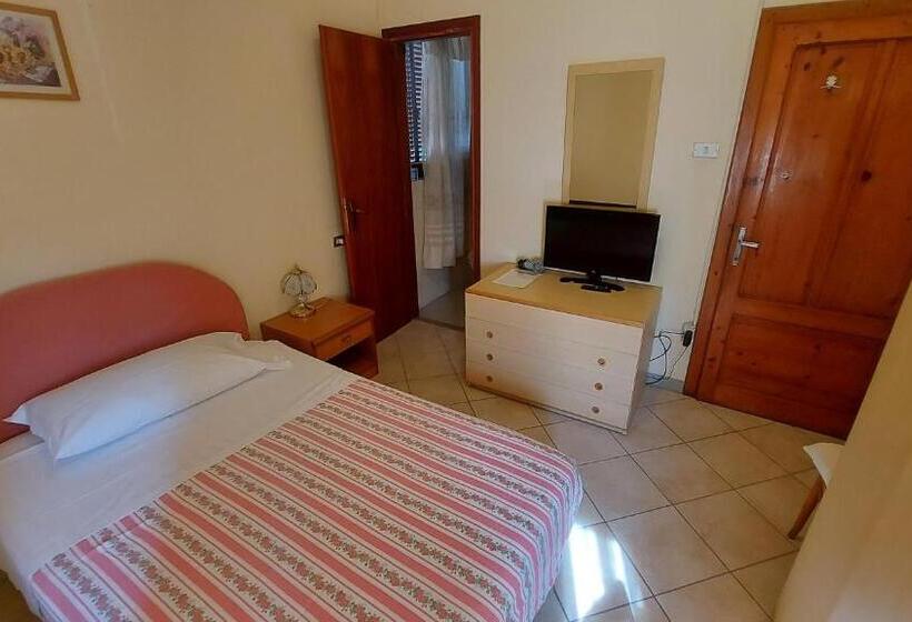 Номер Стандарт Индивидуальный, Amelia