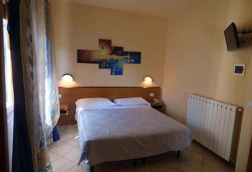 Классический Номер, Amelia