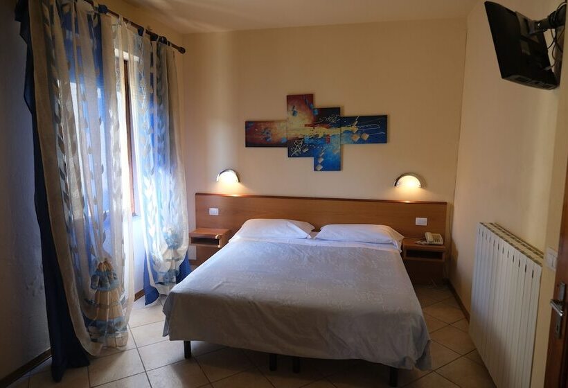 Классический Номер, Amelia