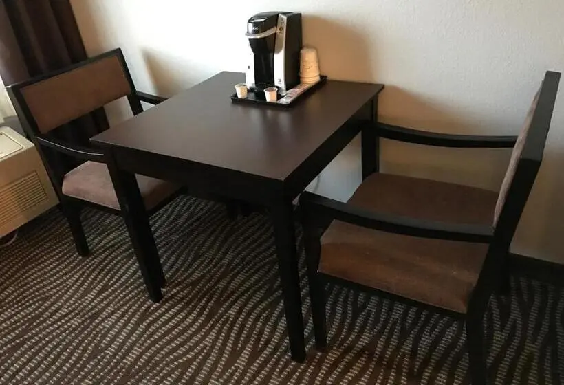 スタンダードルーム, Best Western Executive Inn  Mount Gilead