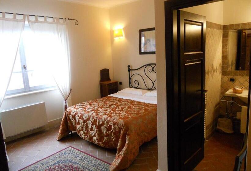 غرفة قياسية ثلاثية, Bio Agriturismo Poggio Aione