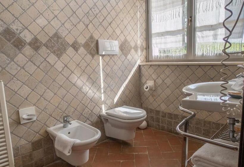 غرفة قياسية رباعية, Bio Agriturismo Poggio Aione