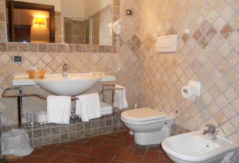 غرفة قياسية رباعية, Bio Agriturismo Poggio Aione