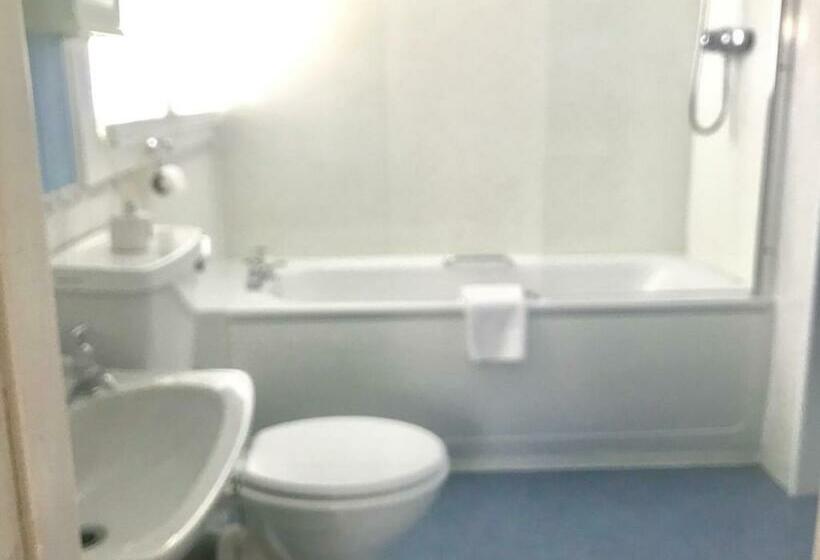 ペントハウスルーム, Borgie Lodge