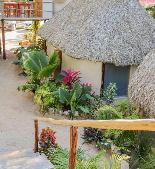 کابین, Casa Mate Beachfront Cabañas El Cuyo