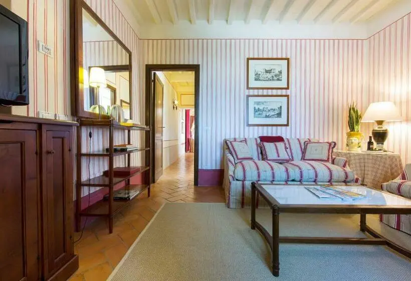 クラシックスイート, Castello Banfi   Il Borgo   Relais Et Chateaux