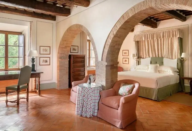 ジュニアスイート, Castello Banfi   Il Borgo   Relais Et Chateaux