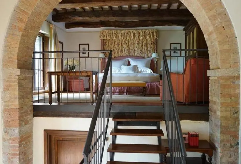 ジュニアスイート, Castello Banfi   Il Borgo   Relais Et Chateaux
