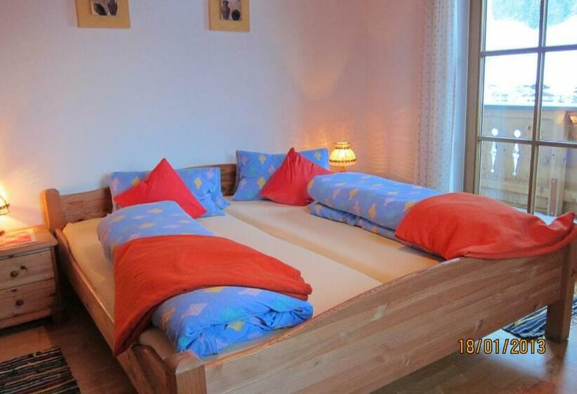 شقة غرفة نوم واحدة مزودة بشُرفة, Lexhof