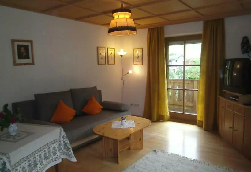 Apartament 1 Dormitori amb Balcó, Lexhof