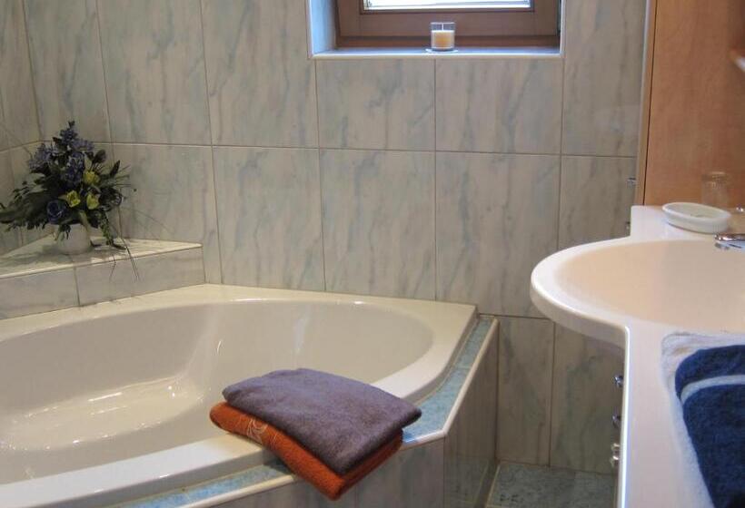 شقة غرفة واحدة مزودة بتراس, Lexhof