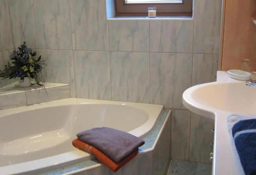 Apartament 1 Dormitori amb Terrassa, Lexhof