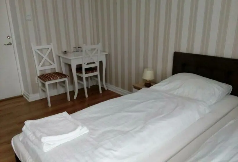 Cameră Triplă Standard cu Baie Comună, Liahof