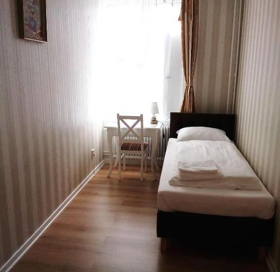 חדר סטנדרט יחיד, Liahof