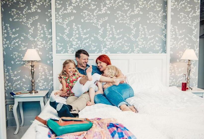 Номер Стандарт Вид на Сад, Rimforsa Strand