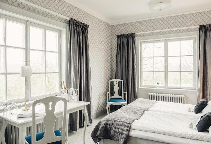 Номер Стандарт Вид на Сад, Rimforsa Strand