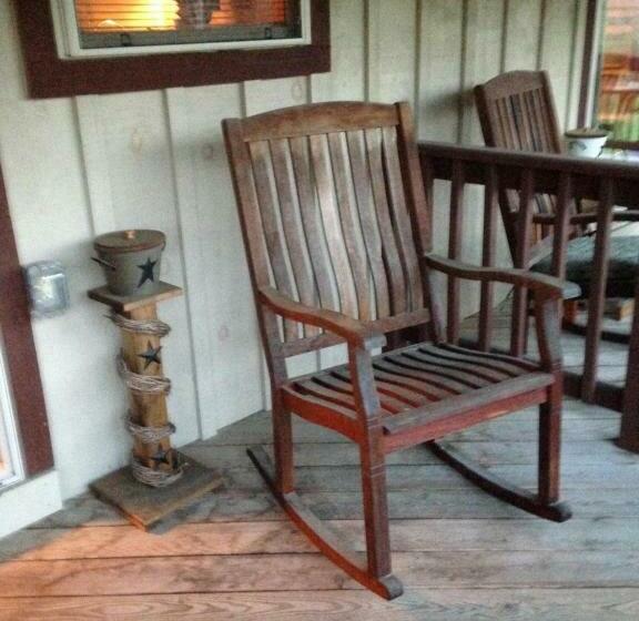 Люкс, Rough Cut Lodge