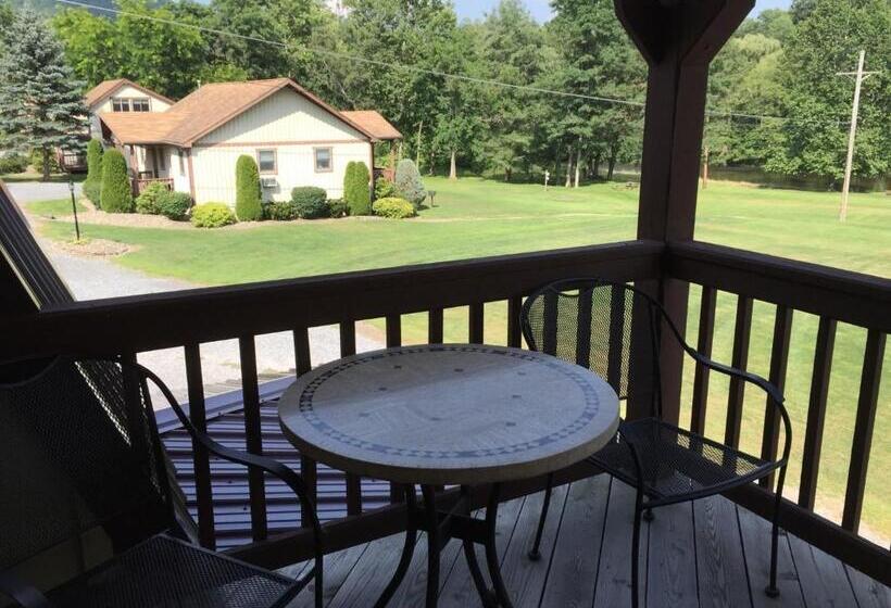 Люкс, Rough Cut Lodge