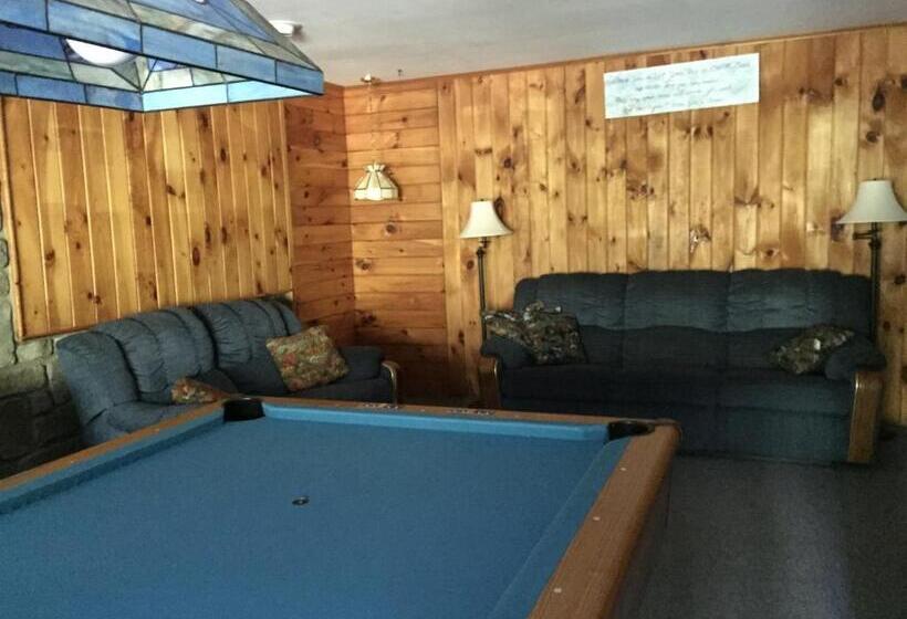 Дом 1 Спальня, Rough Cut Lodge