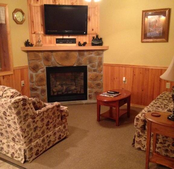 Люкс, Rough Cut Lodge