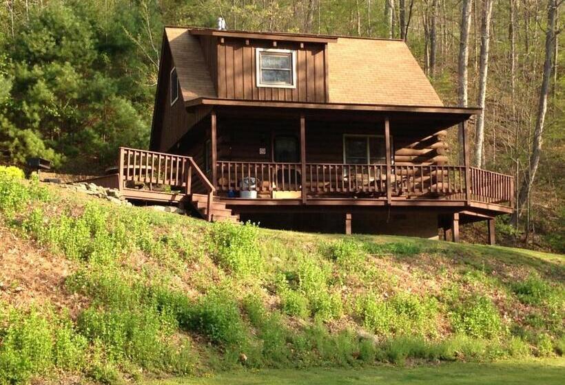 Хижина, Rough Cut Lodge