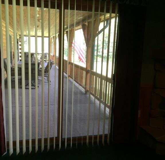 Дом 1 Спальня, Rough Cut Lodge