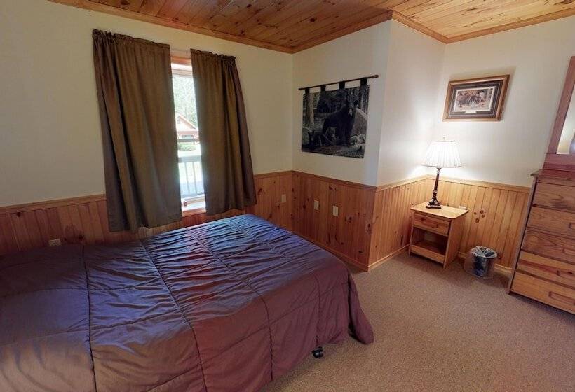 Люкс Повышенной Комфортности, Rough Cut Lodge