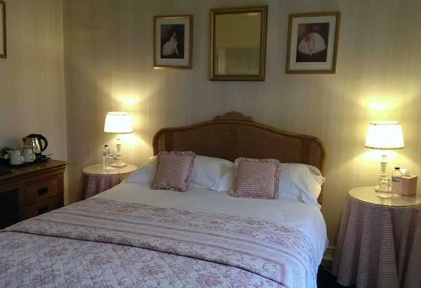 キングサイズベッドのスタンダードルーム, The Inn At Fossebridge