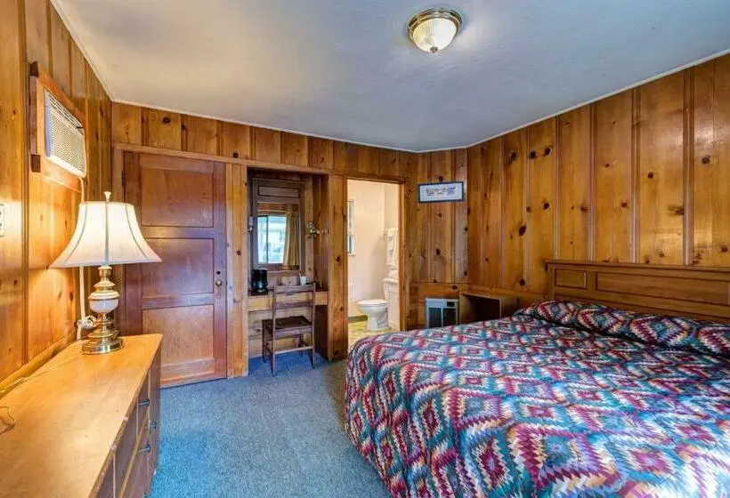 スタンダードルーム, Lake Shasta Lodge